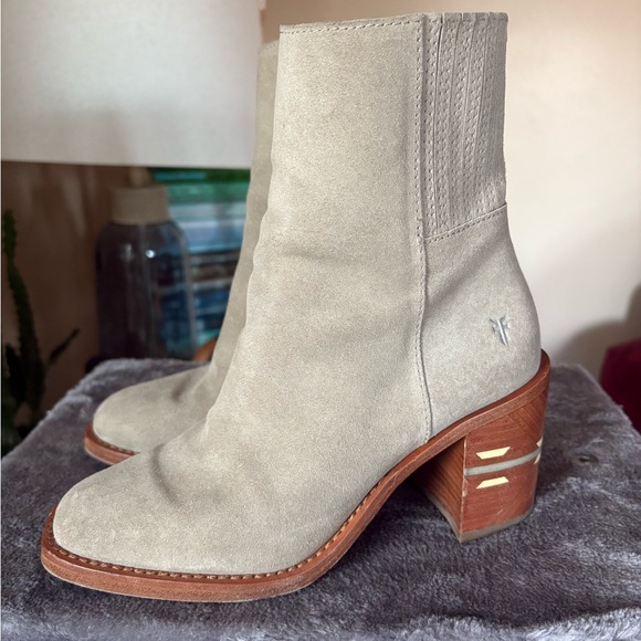 FRYE Pia Sedona Suede block inlay wood heel Boots Size 6 RARE - Picture 6 of 15